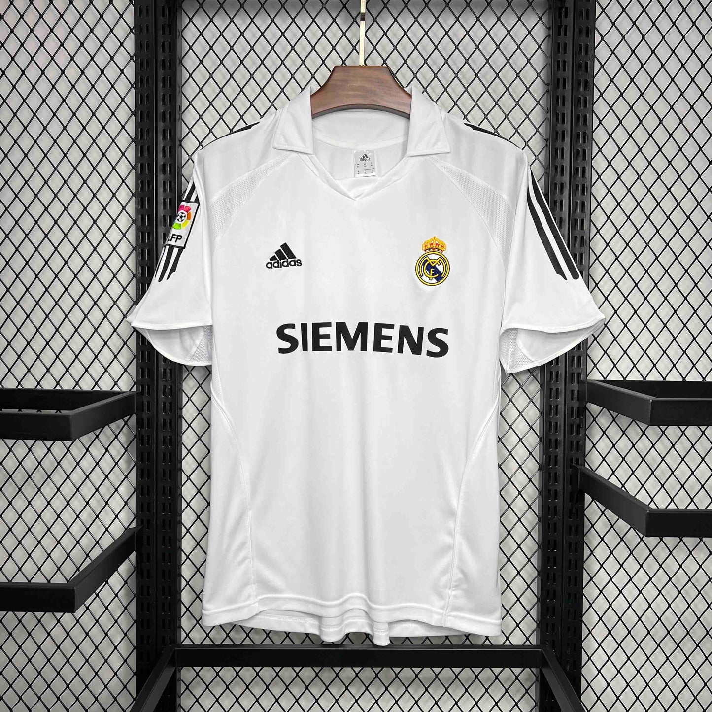 Retro 2005/06 Real Madrid Home