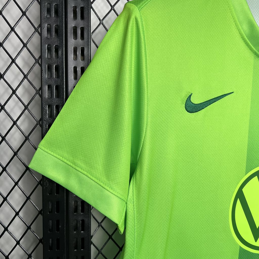 24/25 Wolfsburg Home