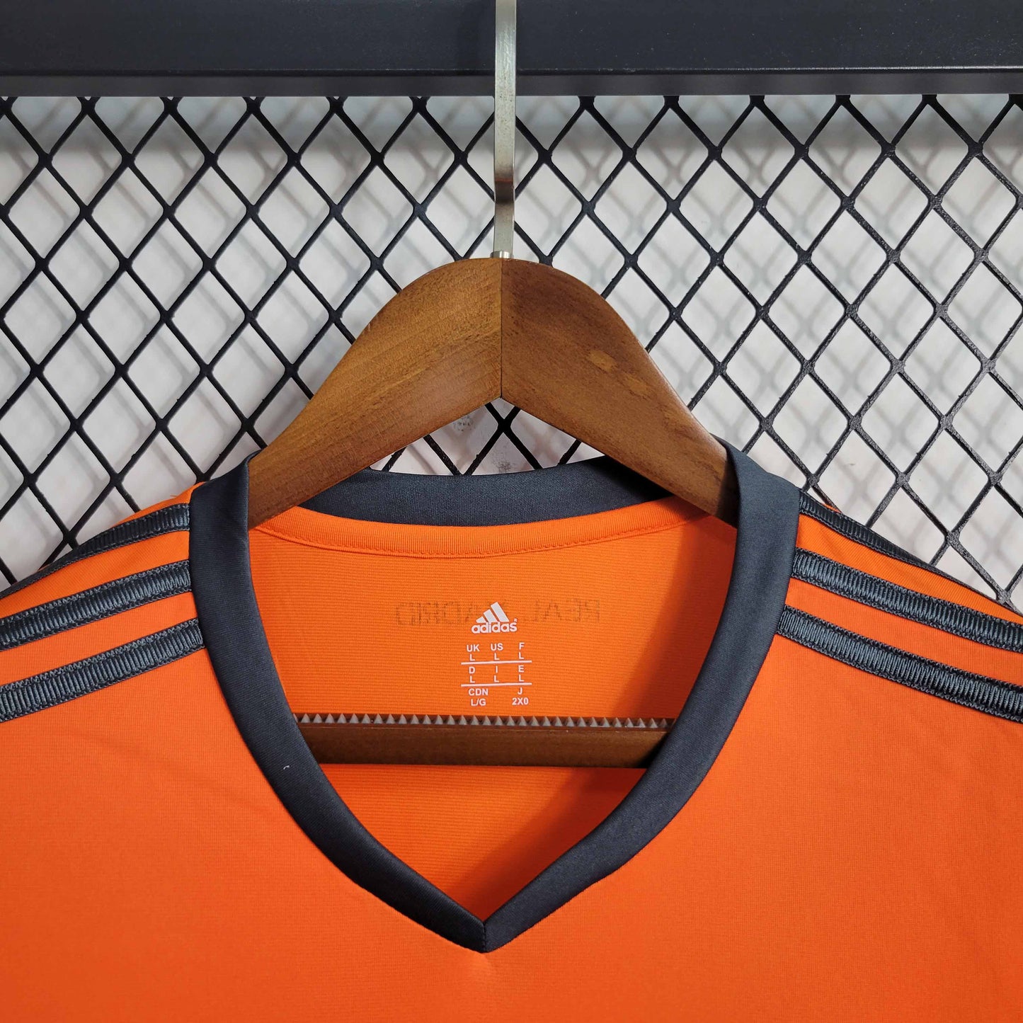 Retro 2013/14 Real Madrid Second Away