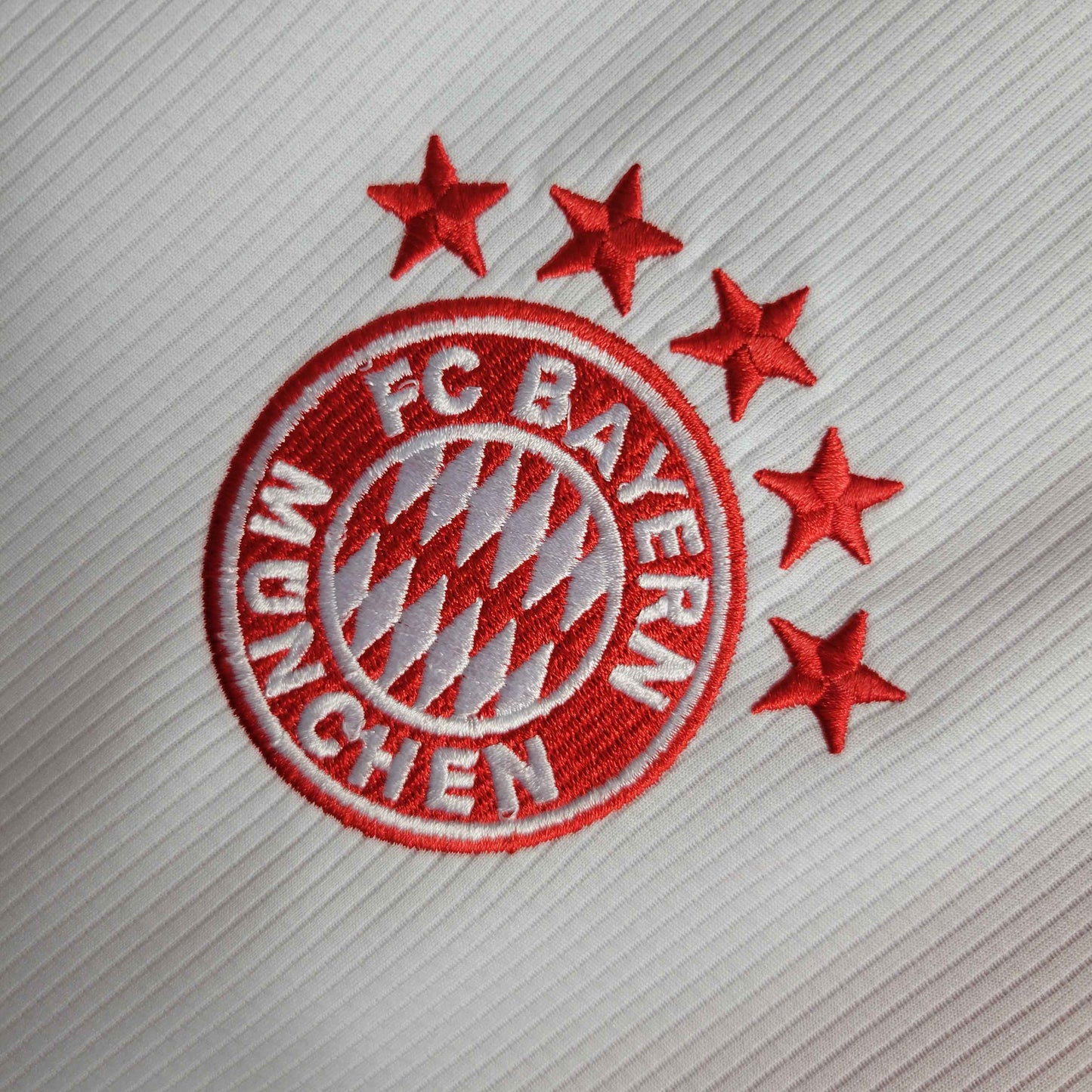23/24 Bayern home
