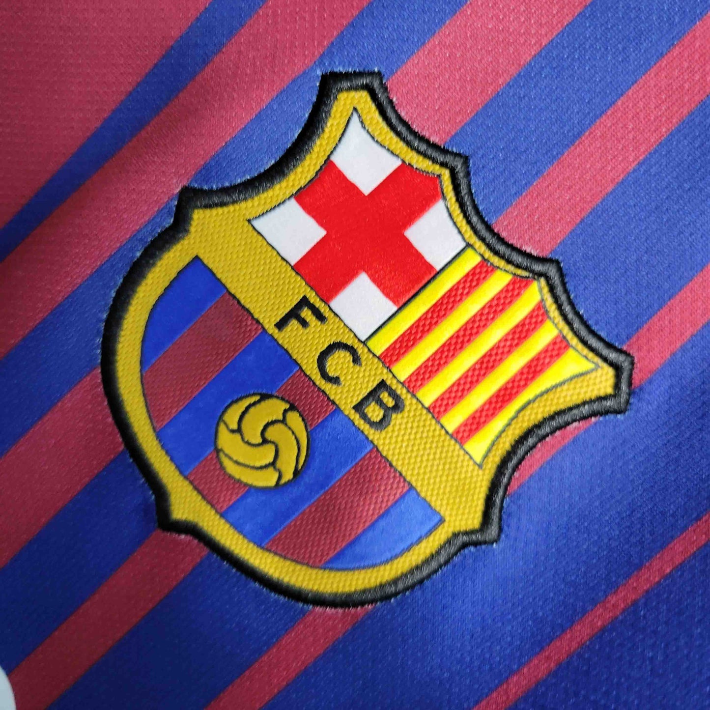 Retro 2017/18 Barcelona Home