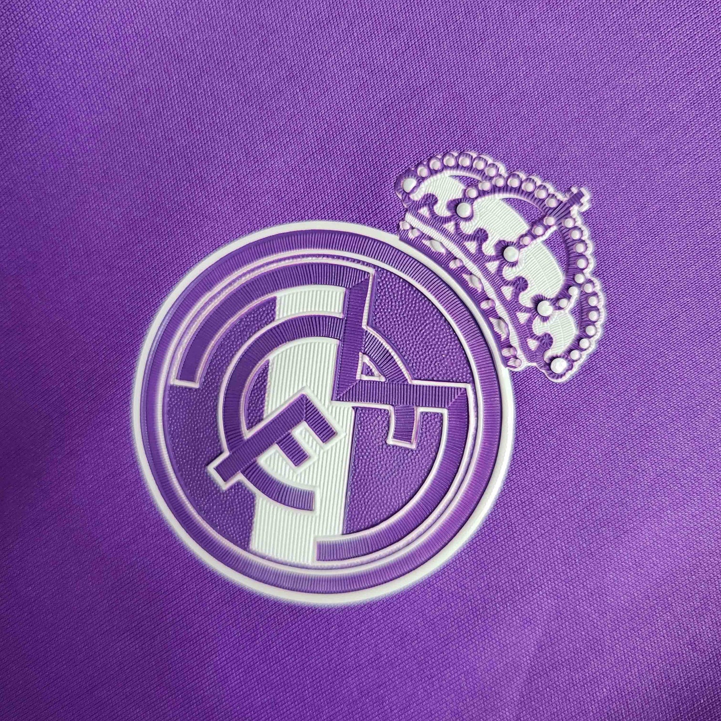 Retro 2017/18 Real Madrid Away