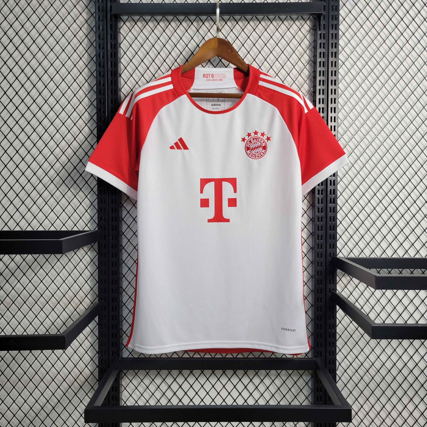 23/24 Bayern home