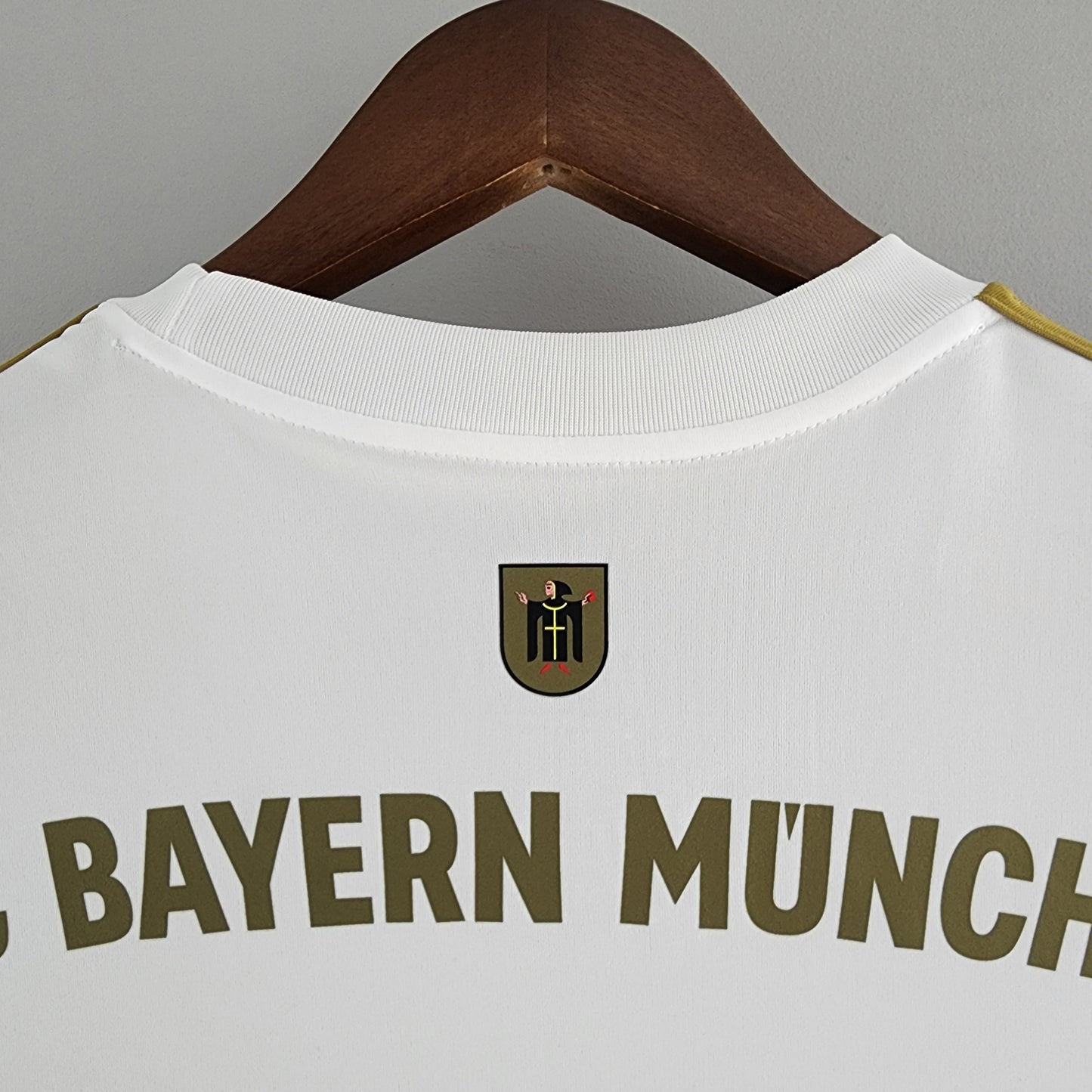 22/23 Bayern away