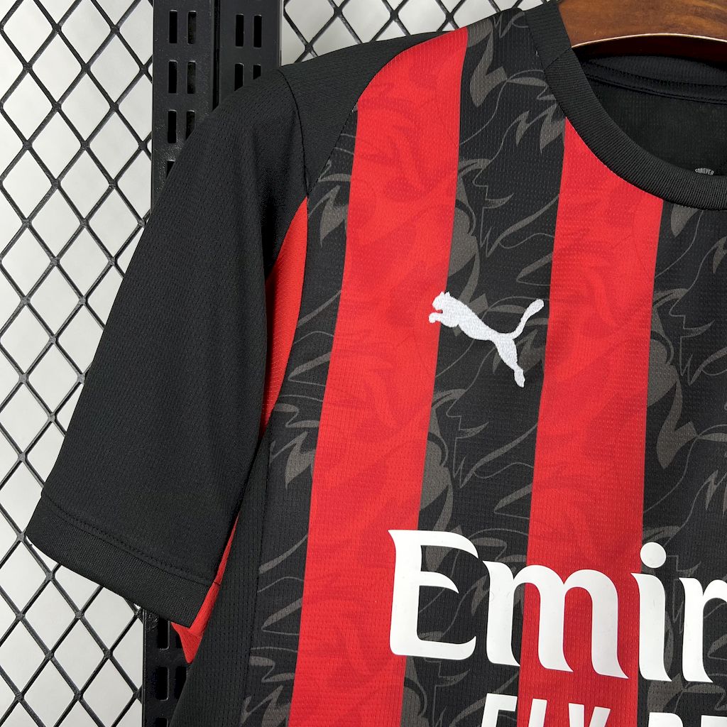 AC Milan Home