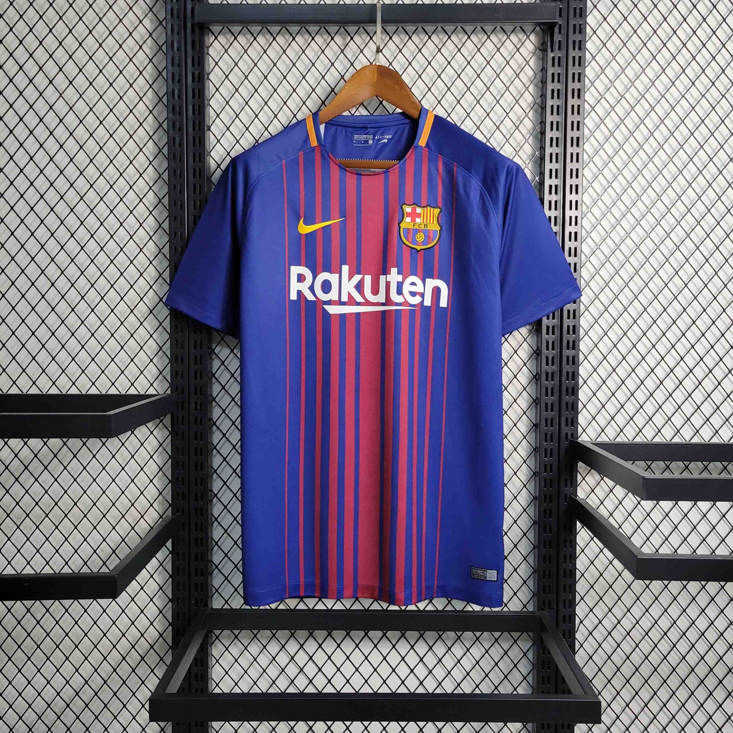 Retro 2017/18 Barcelona Home