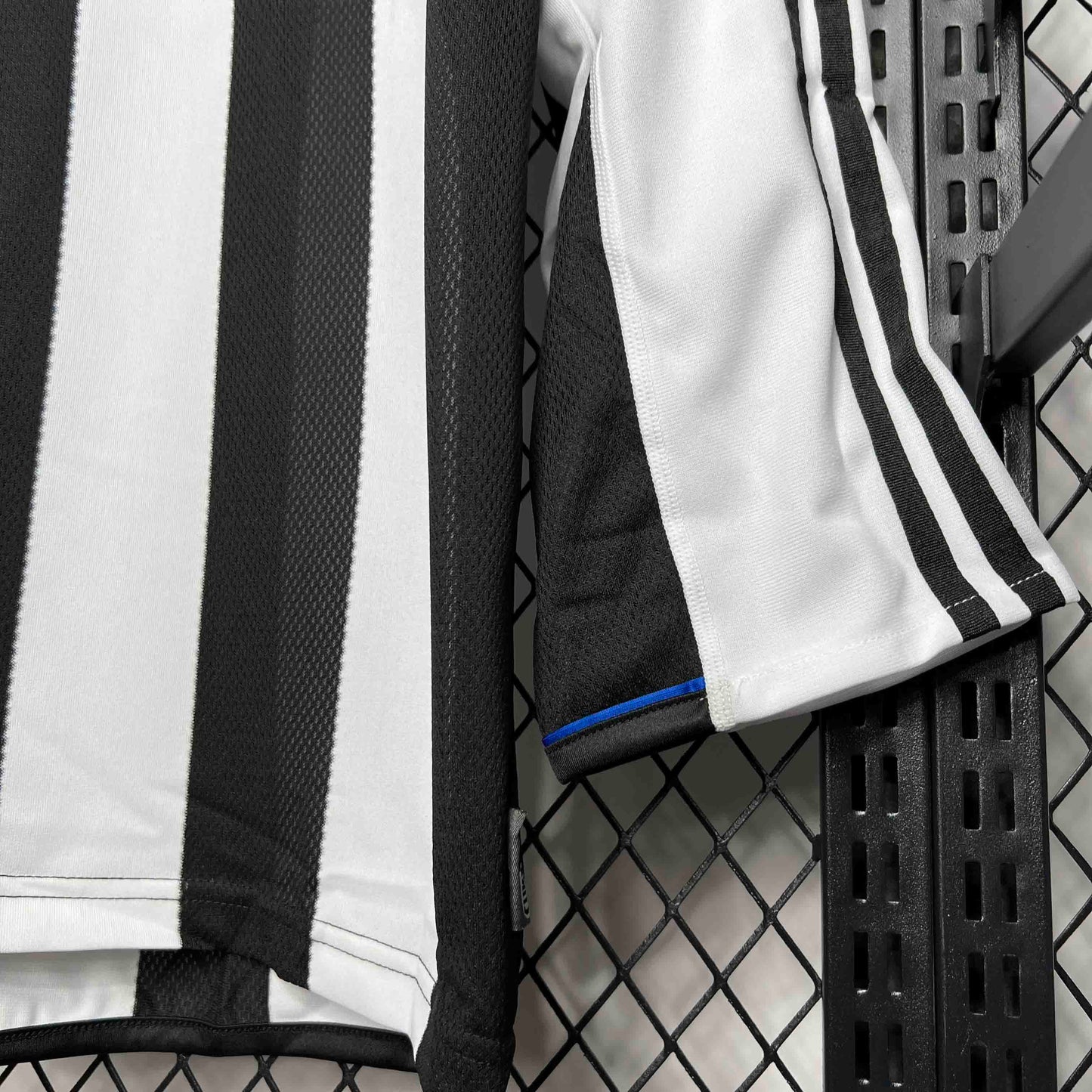 Retro 2003/05 Long Sleeves Newcastle Home
