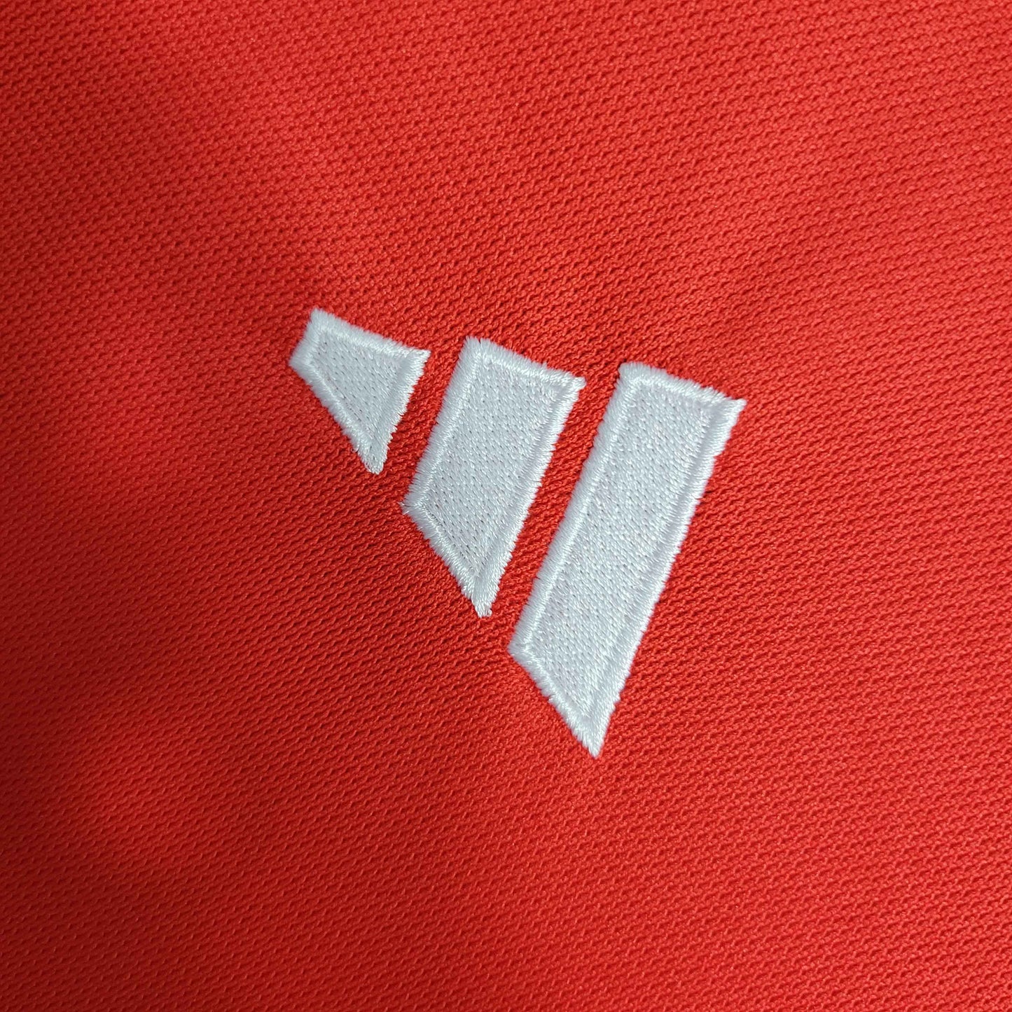 23/24 Benfica Home