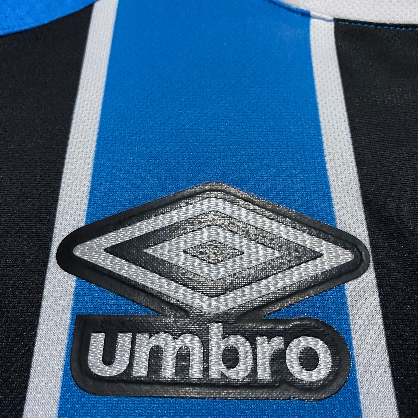 Retro 16/17 Gremio home