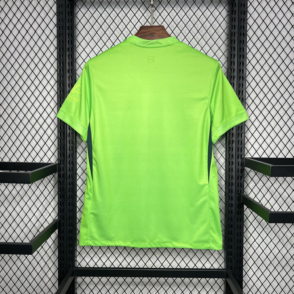 24/25 Wolfsburg Home