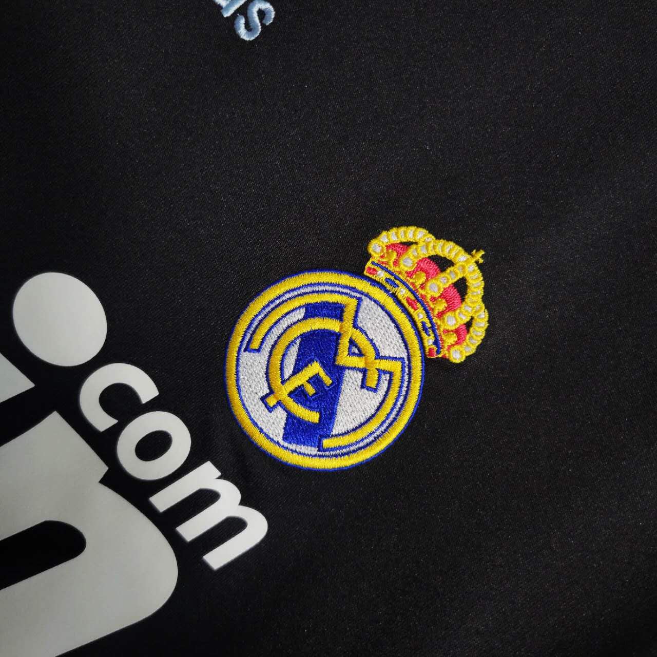 Retro 2009/10 Real Madrid Away