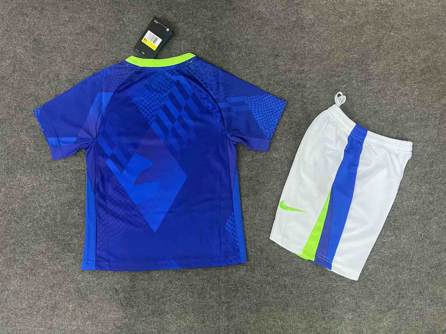 25/26 Kids Brasil away