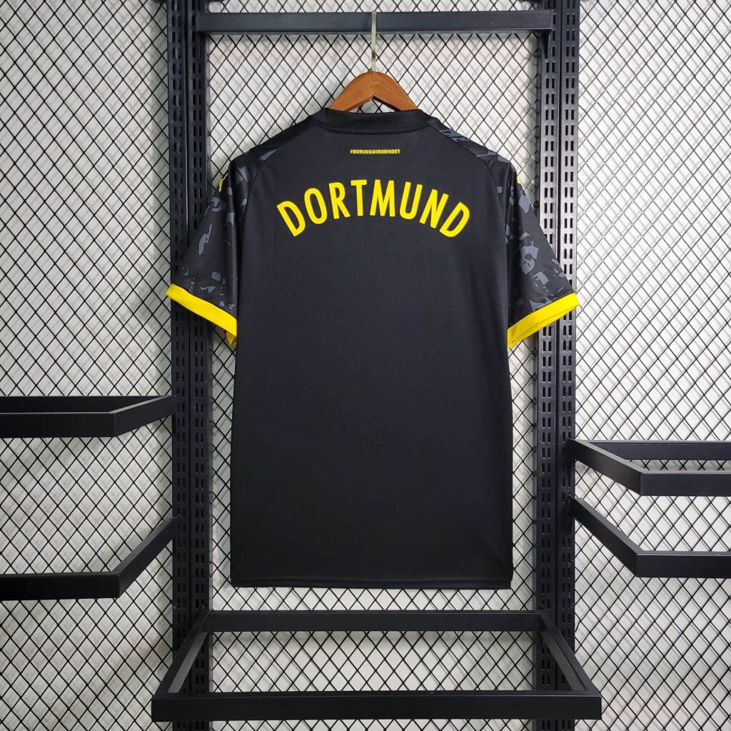 23/24 Dortmund Away