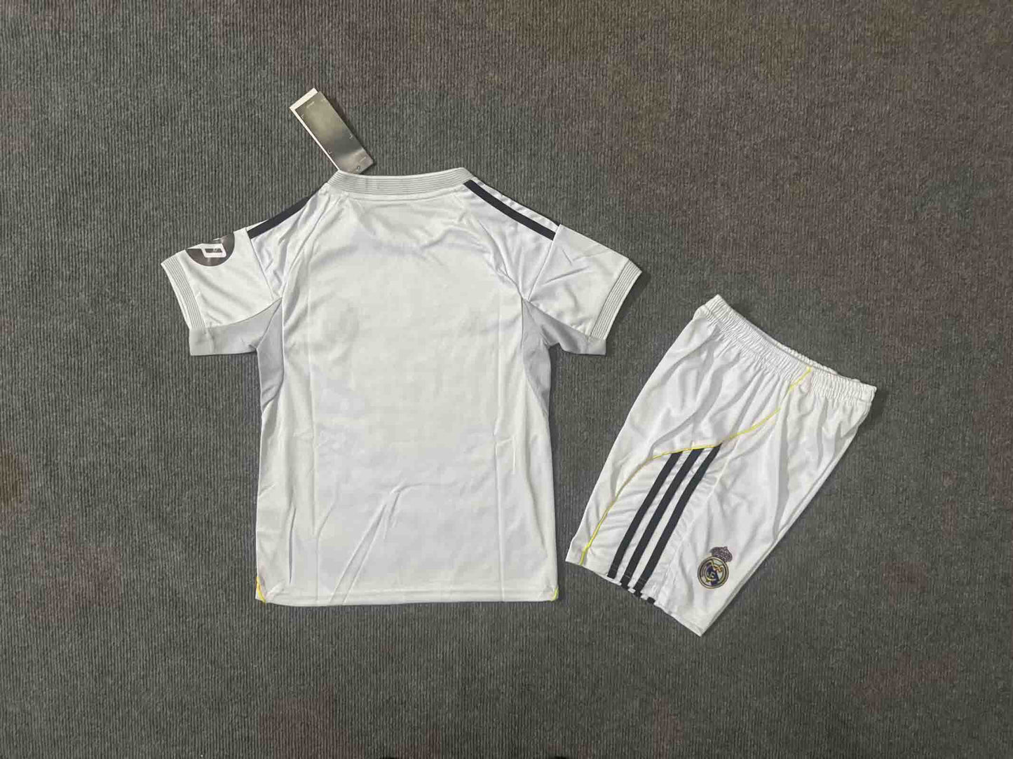 25/26 Kids Real Madrid Home