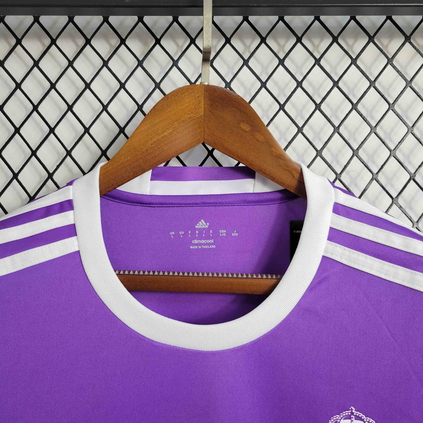 Retro 2017/18 Real Madrid Away