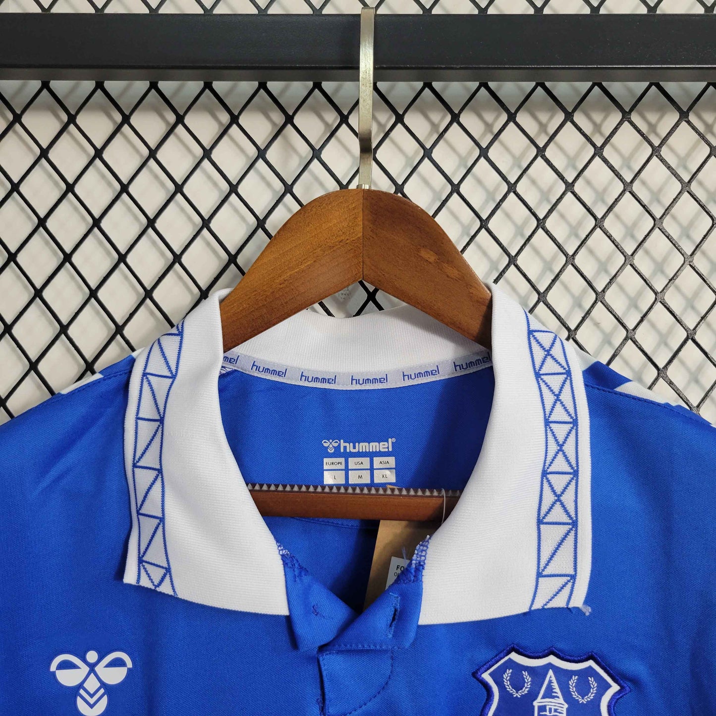 23/24 Everton Home