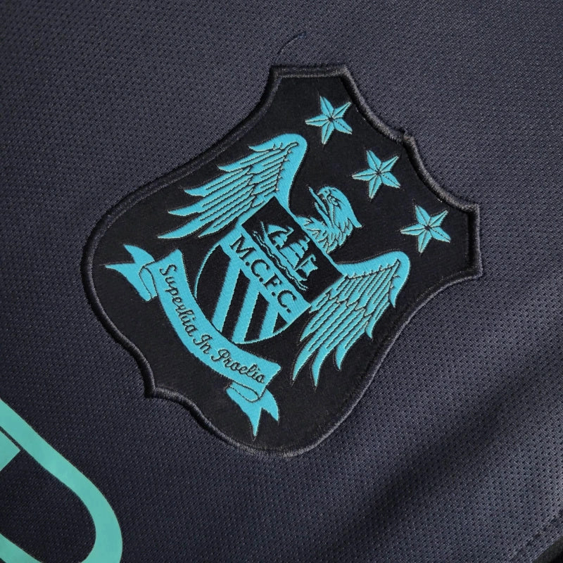 Retro 2015/16 Manchester City Away
