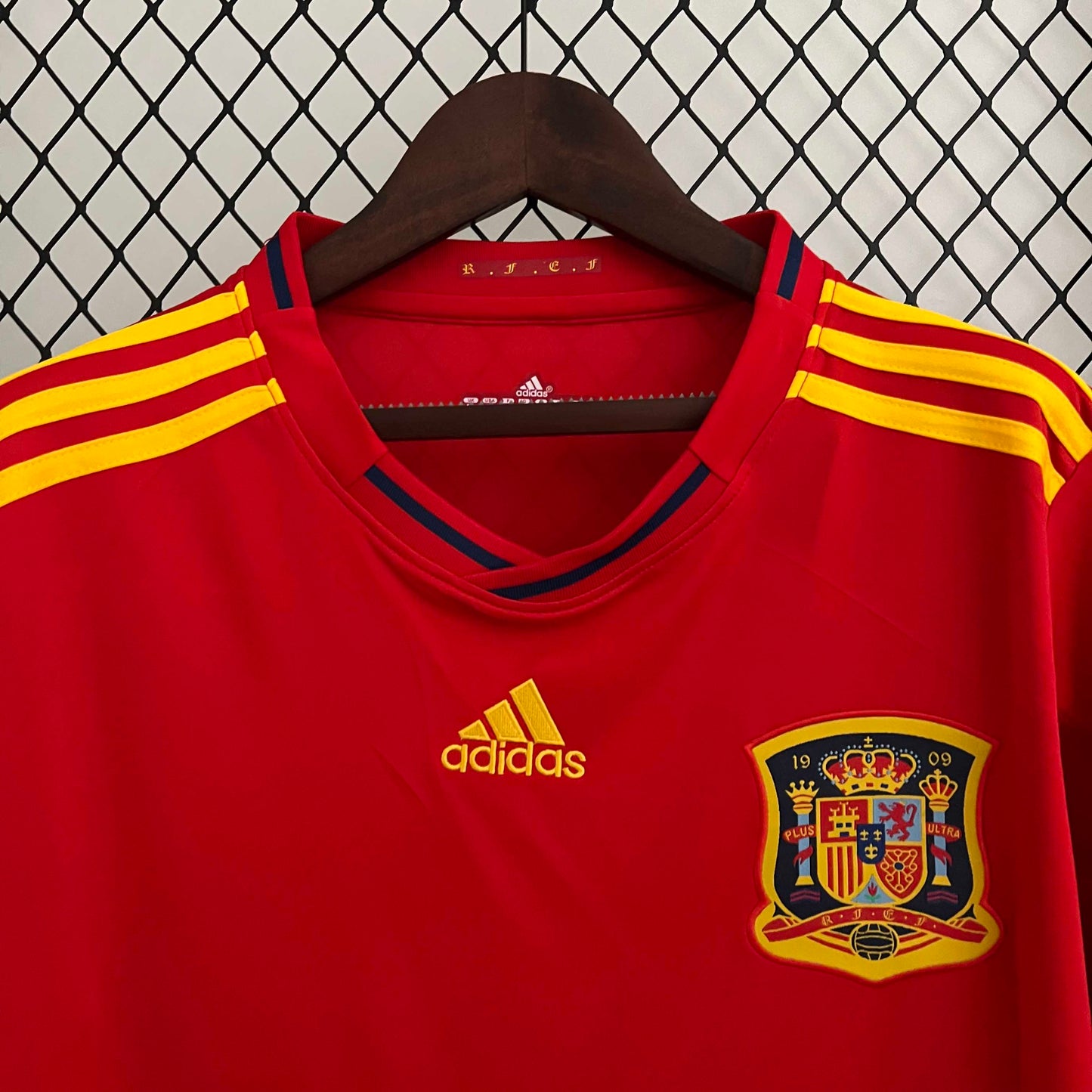 Retro 2010 Spain Home