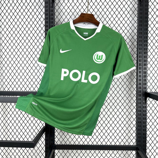 Retro 2008/09 Wolfsburg Home