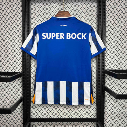 24/25 Porto Home