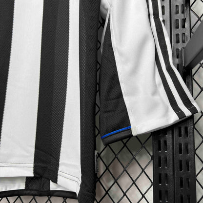 Retro 2003/05 Long Sleeves Newcastle Home