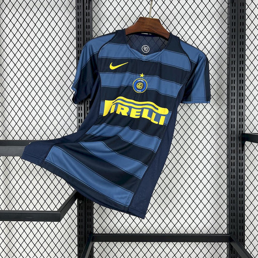 Retro 2004/05 Inter Milan 2 Away