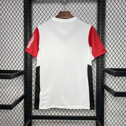 24/25 Frankfurt Home